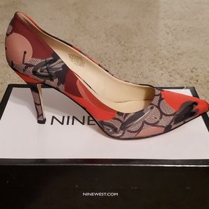 Nine West pump